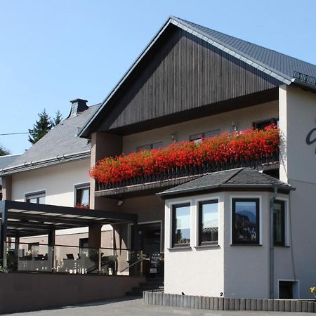 Plütscheid Gasthaus Pension Geimer מראה חיצוני תמונה