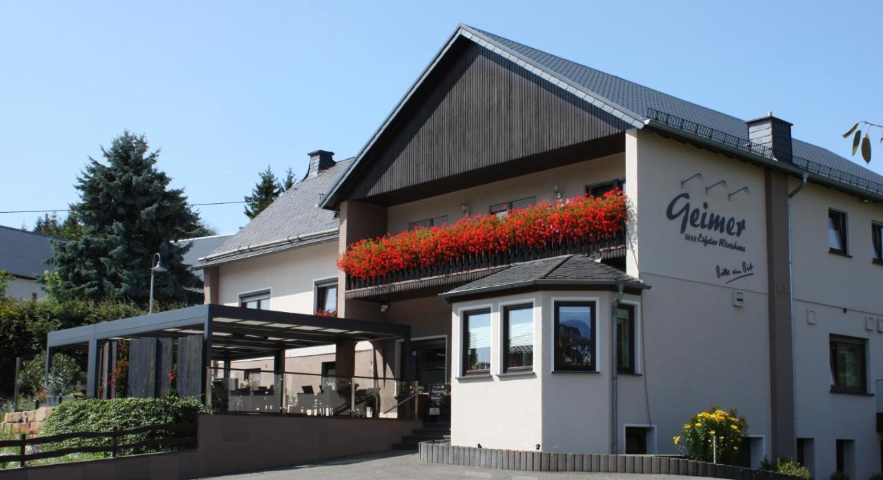 Plütscheid Gasthaus Pension Geimer מראה חיצוני תמונה