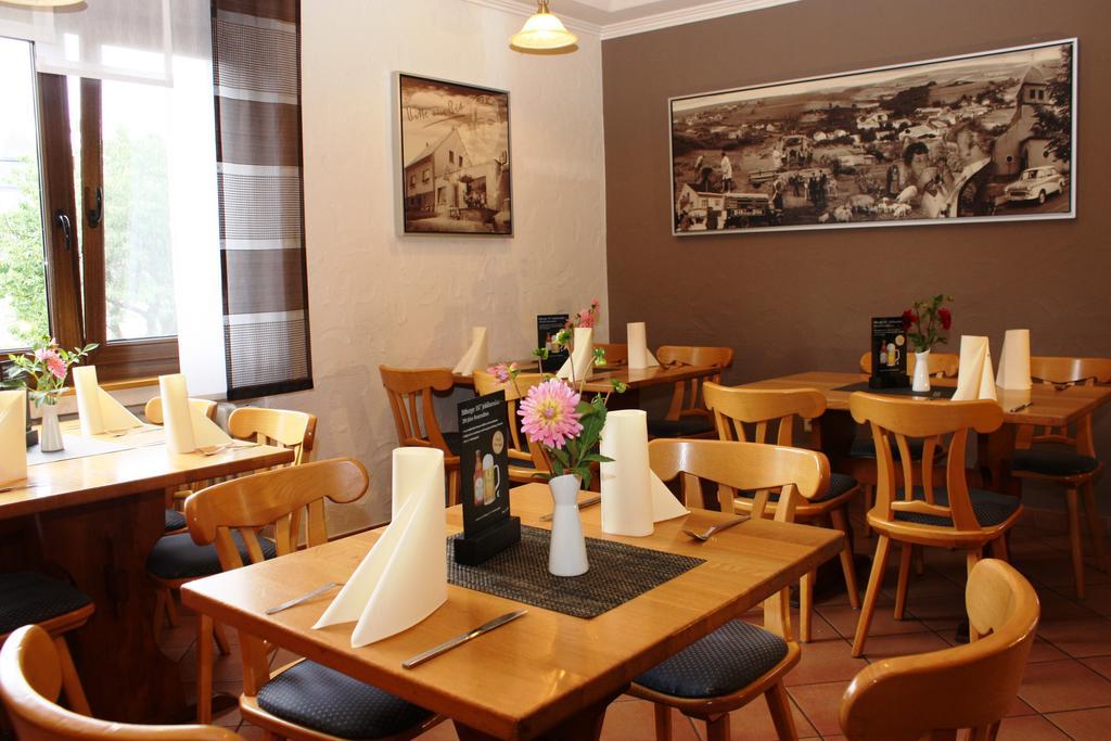 Plütscheid Gasthaus Pension Geimer מראה חיצוני תמונה