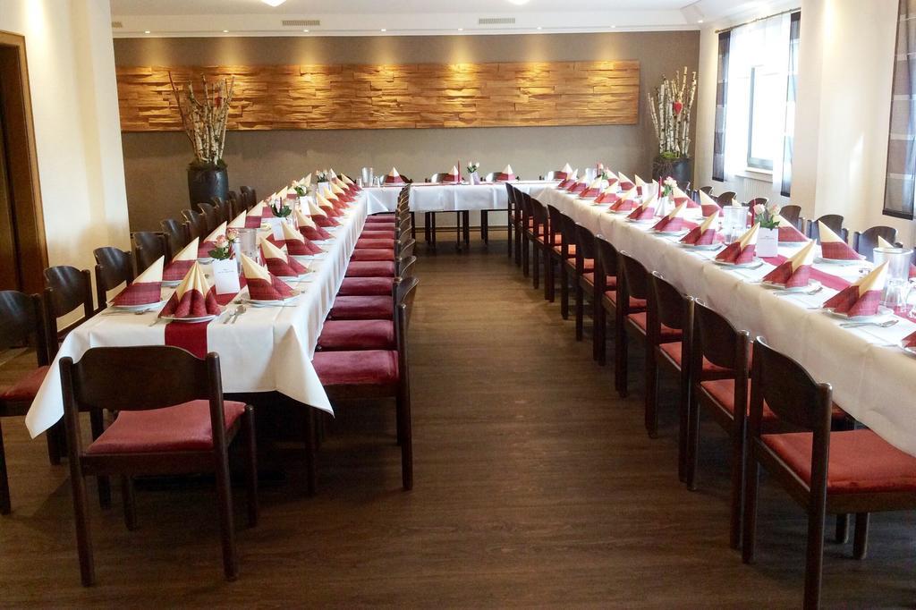 Plütscheid Gasthaus Pension Geimer מראה חיצוני תמונה