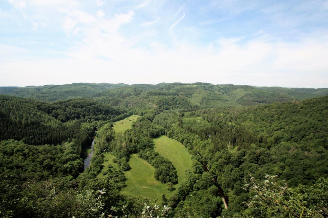 Plütscheid Gasthaus Pension Geimer מראה חיצוני תמונה